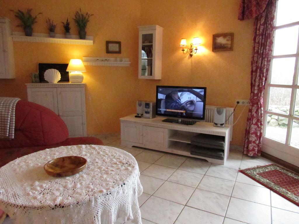 Nordsee "Haus Luttenblick" Whg.: Meeresrauschen Apartment Wyk auf Foehr Exterior photo