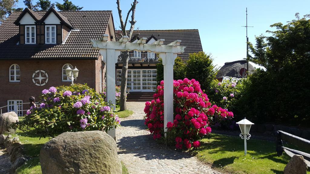 Nordsee "Haus Luttenblick" Whg.: Meeresrauschen Apartment Wyk auf Foehr Exterior photo